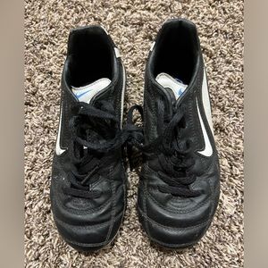 Nike Soccer Cleats 1.5Y